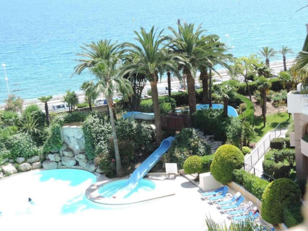 DORMIR A CANNES PIERRE ET VACANCES PISCINES A 50m DE LA PLAGE Extérieur photo